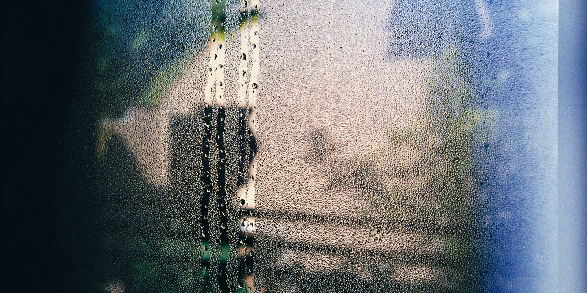 randy-laybourne-Y9awChpvLRo-unsplash Common problems with Double Glazing