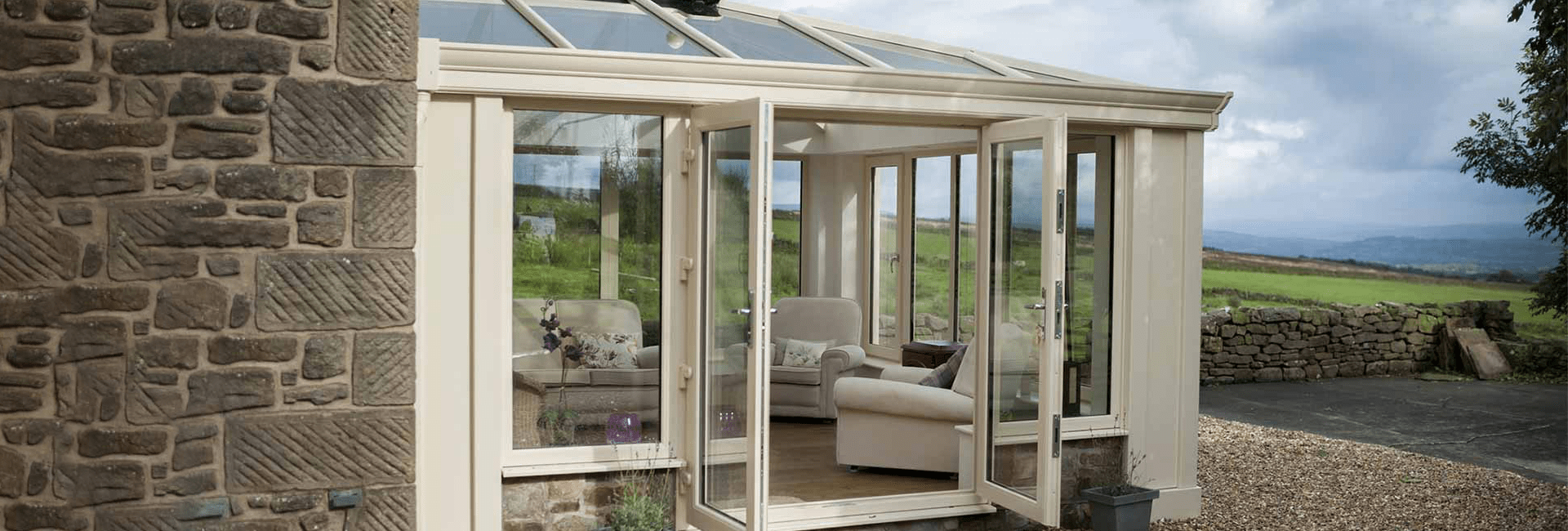 conservatory-in-countryside